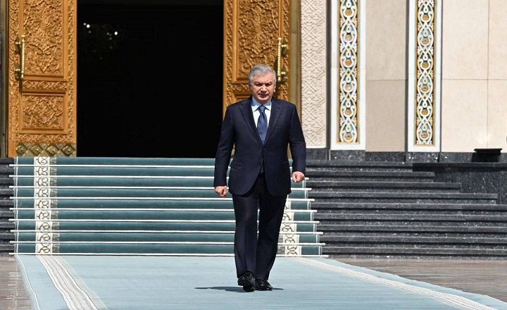O‘Zbekiston Respublikasi Prezidenti Shavkat Mirziyoyev Ozarbayjon Respublikasi Prezidenti Ilhom Aliyevning Taklifiga Binoan Davlat Tashrifi Bilan Ushbu Mamlakatga Jo'nab Ketdi.