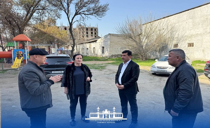 Shahar hokimi mahallalardagi muammolarni joyida o‘rganmoqda