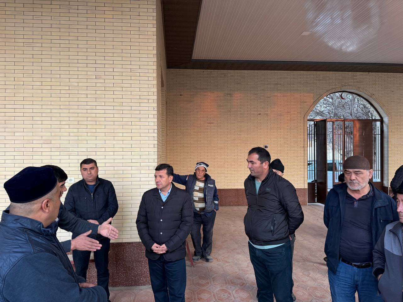 Hokim Borgan Mahalla Obodonlashtirilib, Vorkaut Maydoni Tashkil Etiladigan Bo‘Ldi